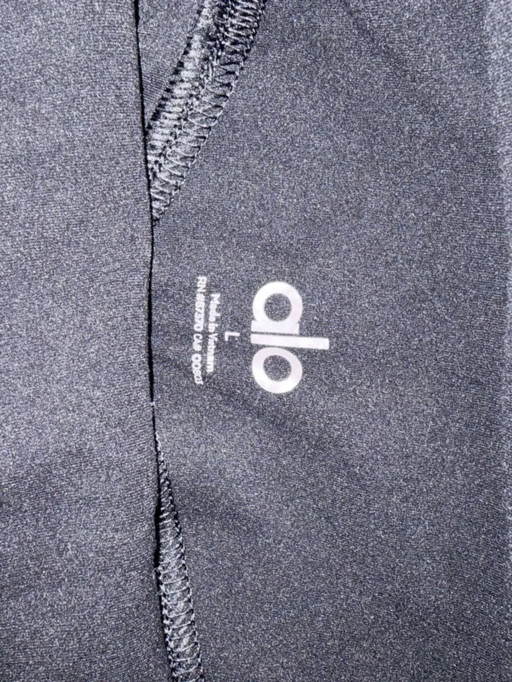 ALO Yoga ultra light